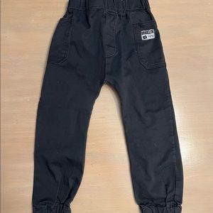 Brooklyn and Fifth boys charcoal jogger pants size 4T